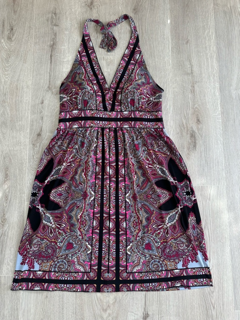 Jones New York Halter Sundress – Size 14 – Paisley Print – Flowy & Flattering